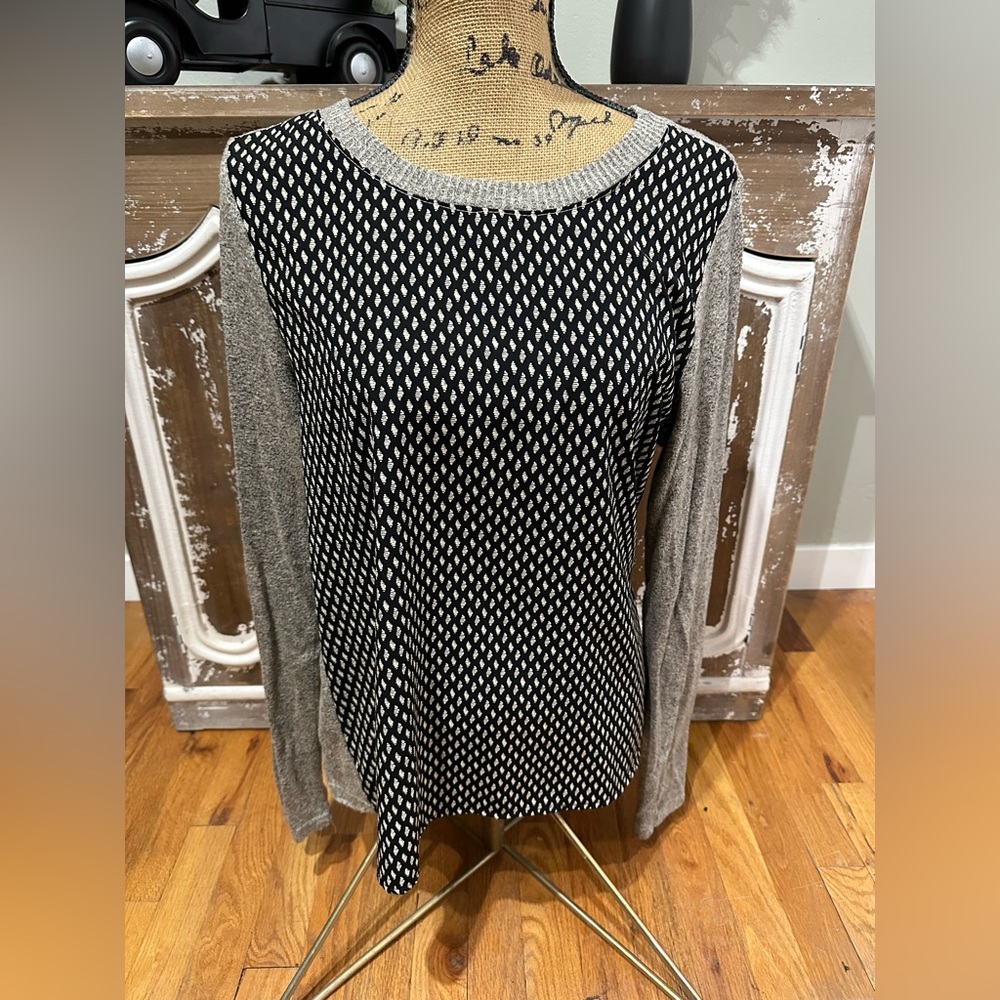 Ladies Medium Le Lis Long Sleeve Dress Shirt